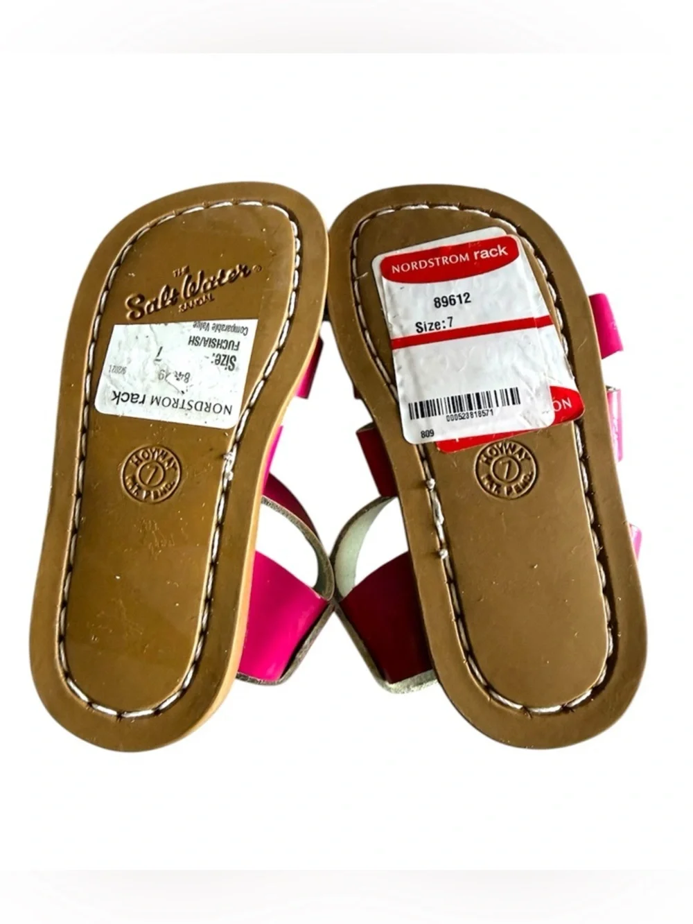 FUCHSIA SHINY SALTWATER SANDAL. Size 7